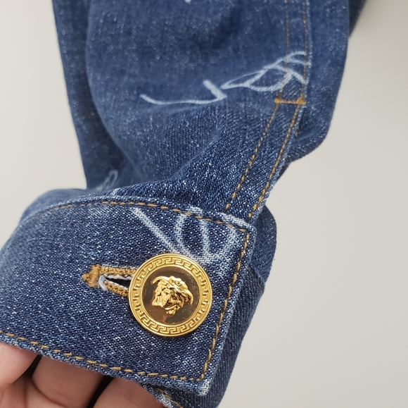 ***SOLD***100% Authentic Versace Logo Denim Jacket - Picture 10 of 13
